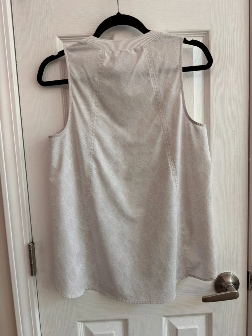 ATHLETA Zephyr Refined Tank Snakeskin Print Viper Size XS